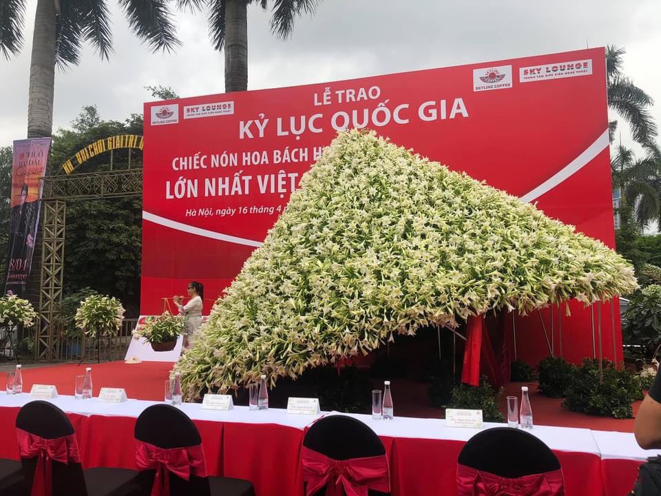Dàn sao Việt hội tụ tại Tuần lễ hoa bách hợp 2024- Ảnh 2.
