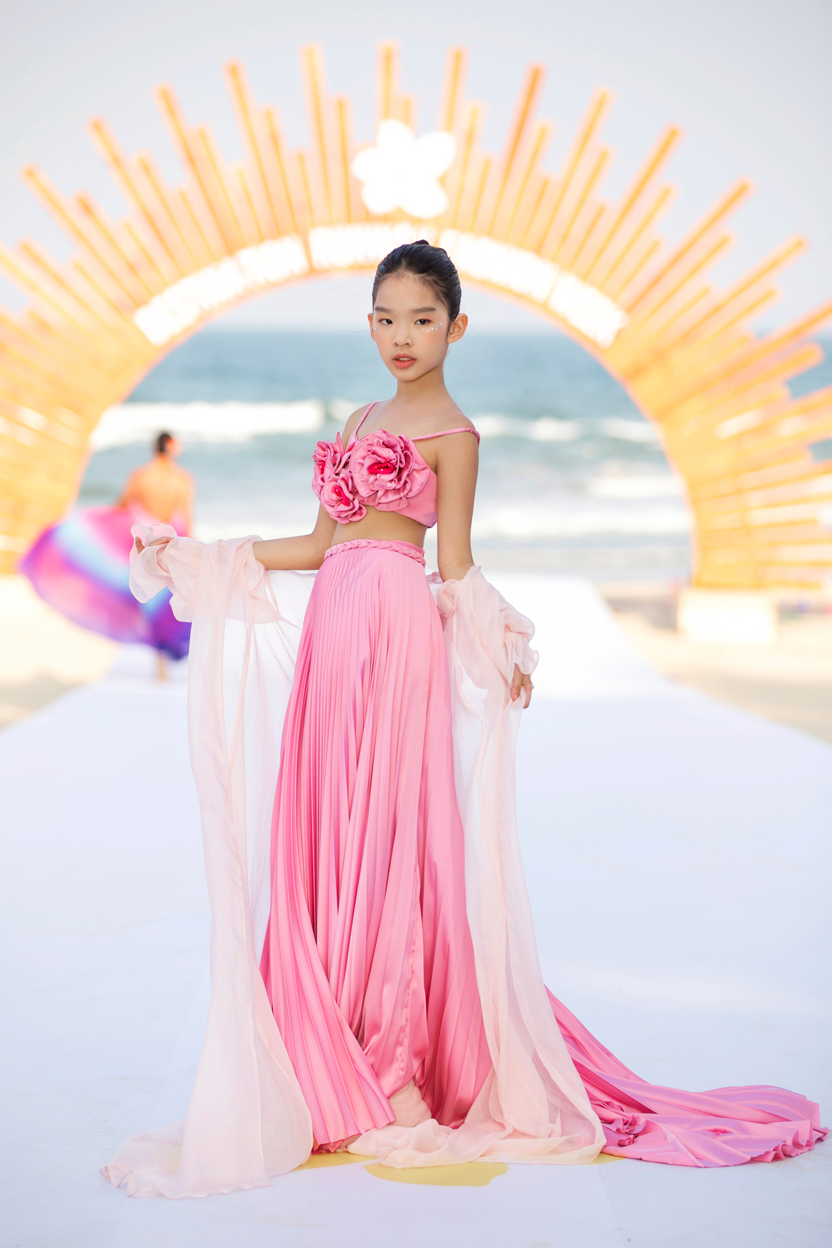 300 mẫu nhí, mẫu teen tham gia Tuần lễ thời trang trẻ em 2024 ở Đà Nẵng- Ảnh 11.
