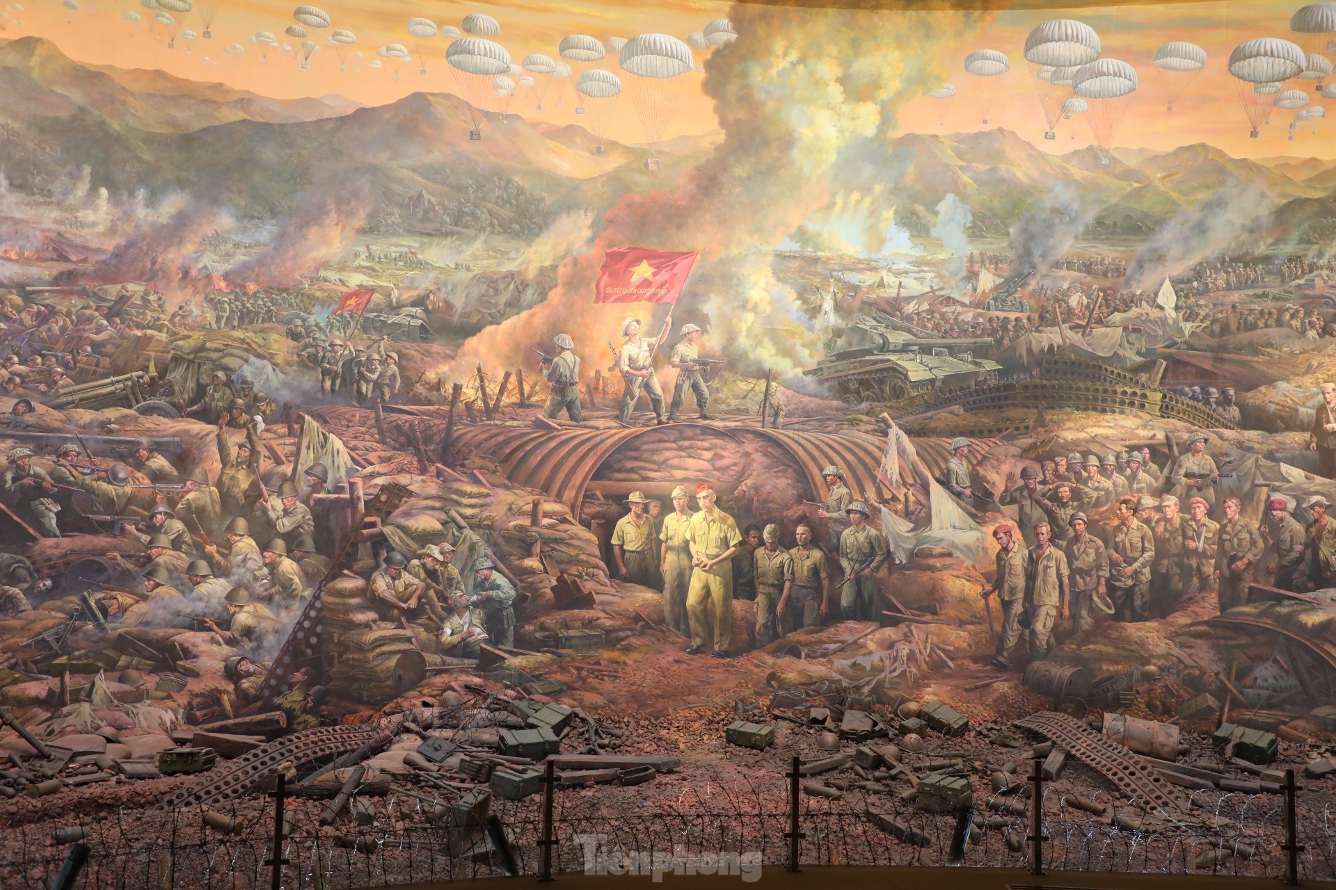 Chiêm ngưỡng bức tranh panorama lớn nhất Đông Nam Á về Chiến dịch Điện Biên Phủ- Ảnh 9.