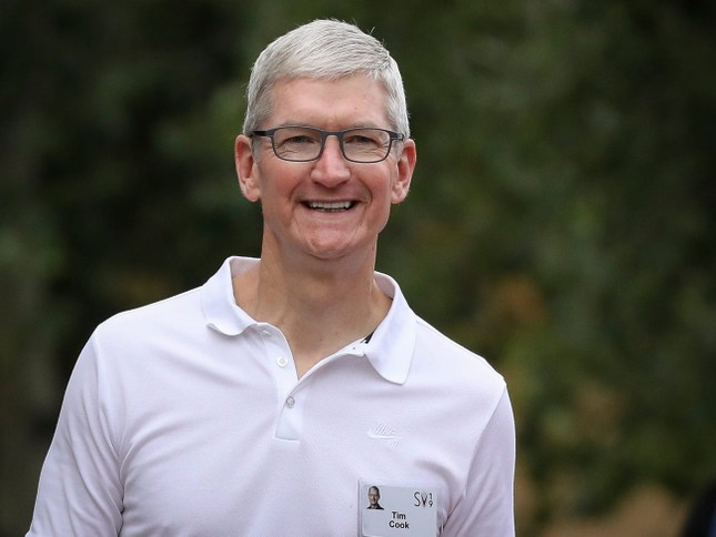 Tiết lộ về cuộc sống kín tiếng của CEO Apple Tim Cook- Ảnh 1.