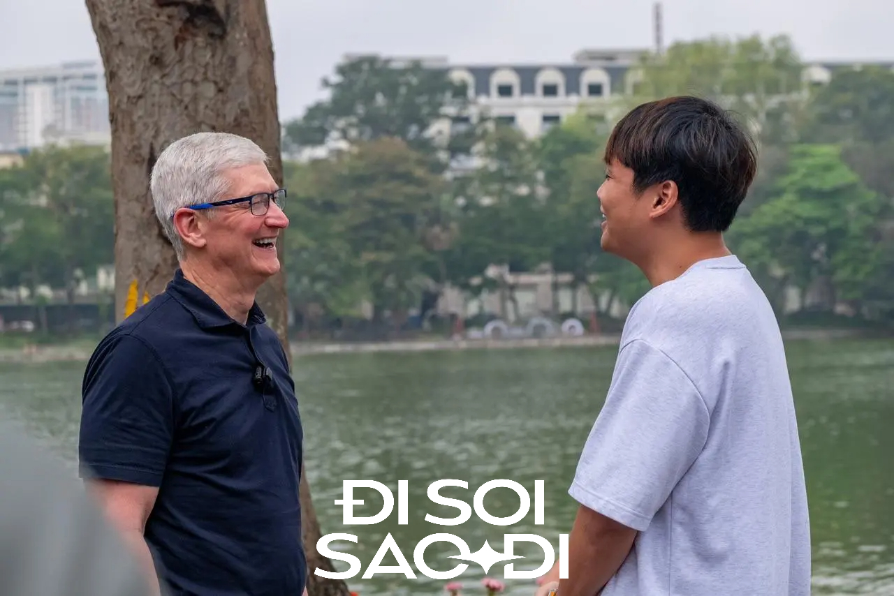 Duy Thẩm là ai mà CEO Tim Cook hẹn gặp riêng, trò chuyện như bạn bè ở Hồ Gươm?- Ảnh 1.