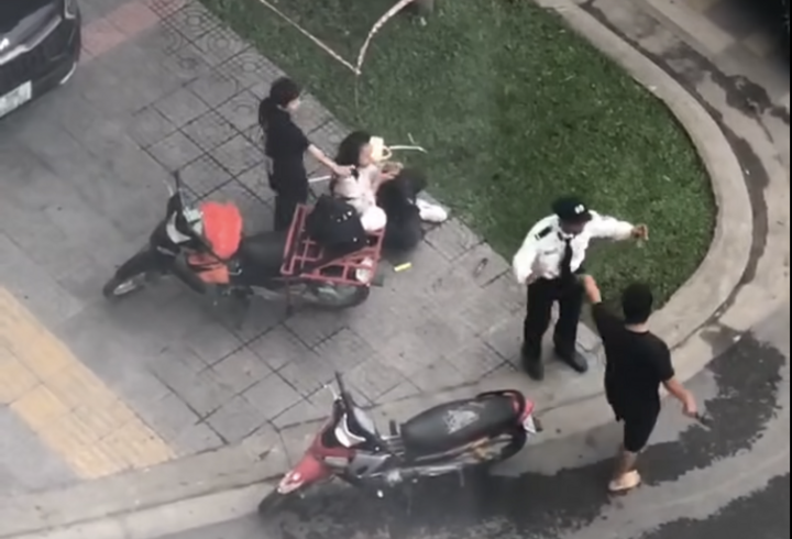 Nguyên nhân người đàn ông tấn công 2 phụ nữ trong khu đô thị ở Hà Nội- Ảnh 2.