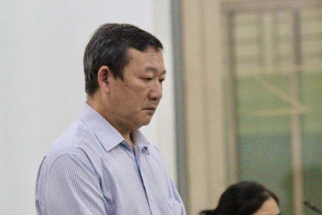 Cựu Giám đốc CDC Khánh Hòa lĩnh án 3 năm 6 tháng tù- Ảnh 1.
