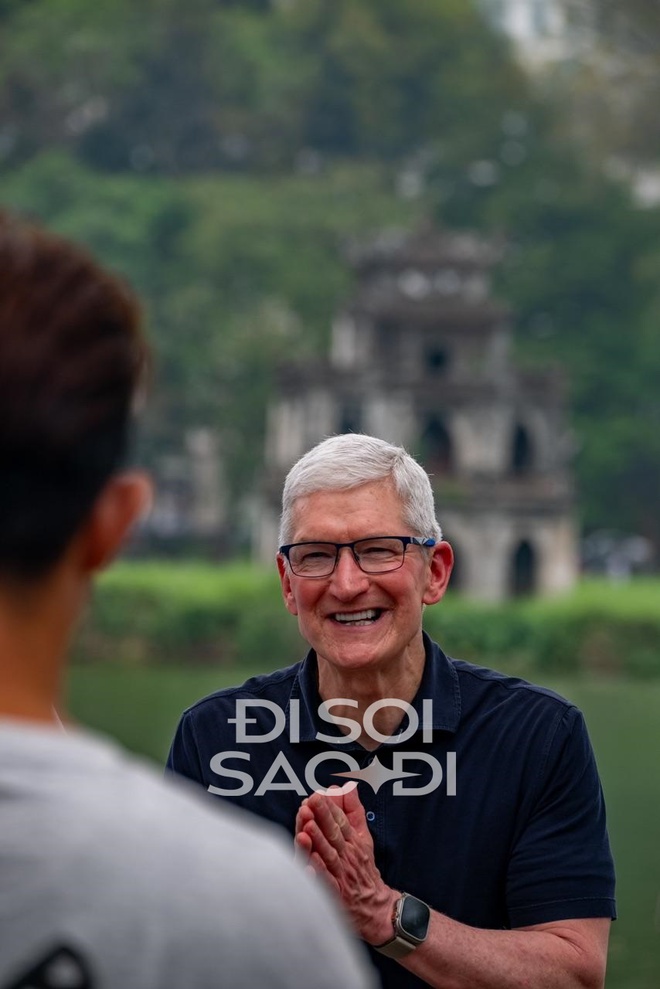 Zoom cận phi cơ riêng chở Tim Cook rời Việt Nam: Đãi ngộ sang chảnh của Apple, khoảnh khắc bước lên máy bay chuẩn tài phiệt- Ảnh 11.