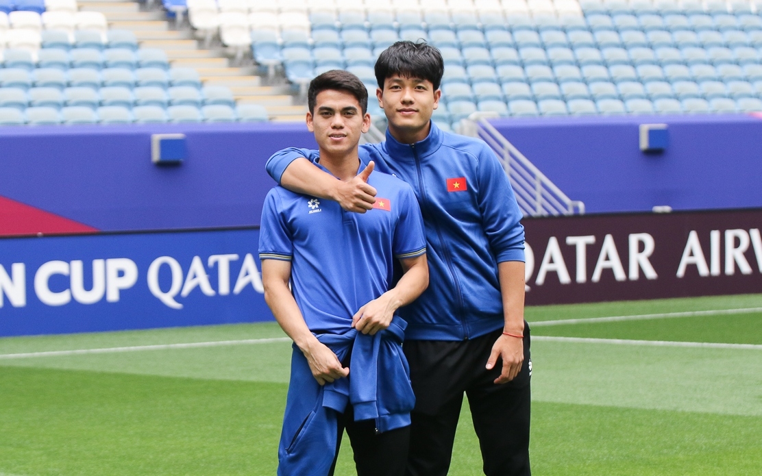 U23 Việt Nam hào hứng check-in ở sân vận động đẳng cấp World Cup- Ảnh 3.