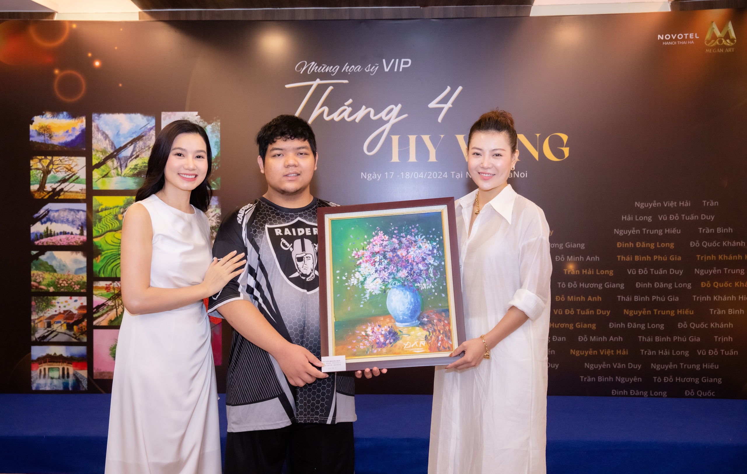 Diễn viên Thanh Hương, Lưu Huyền Trang bất ngờ với triển lãm tranh của trẻ tự kỷ- Ảnh 4.