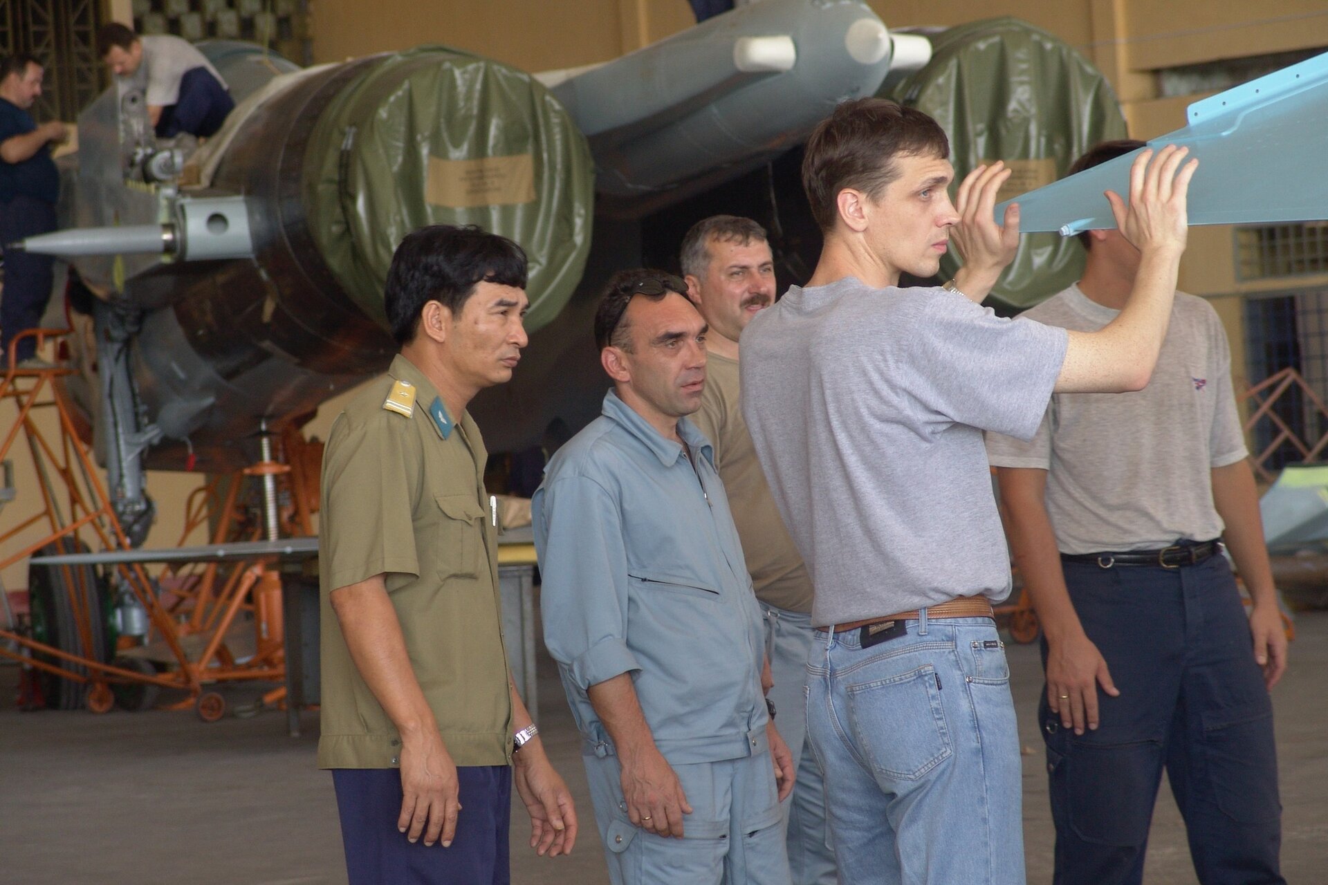 Ảnh hiếm quá trình tiếp nhận Su-30MK2 của không quân Việt Nam 20 năm trước- Ảnh 11.