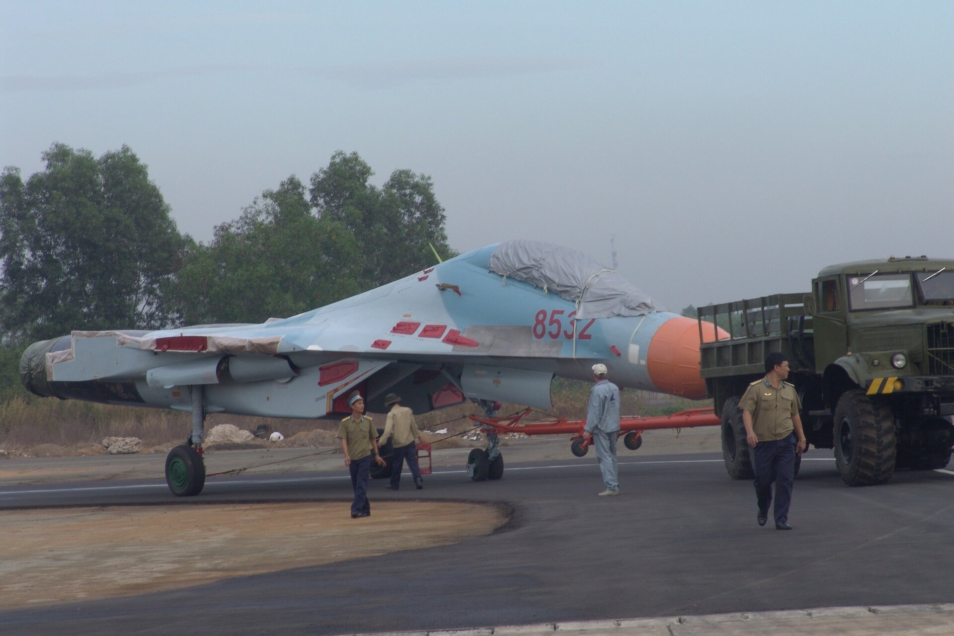 Ảnh hiếm quá trình tiếp nhận Su-30MK2 của không quân Việt Nam 20 năm trước- Ảnh 3.
