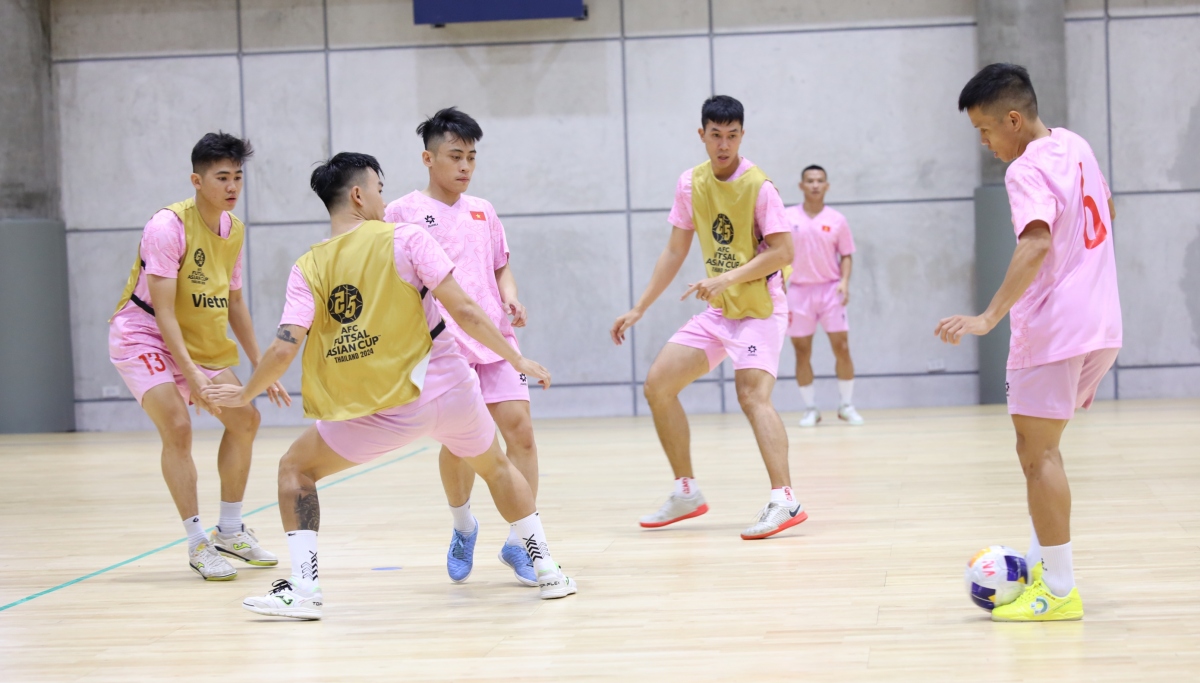 ĐT Futsal Việt Nam luyện bài tấn công đặc biệt, quyết thắng ĐT Futsal Trung Quốc- Ảnh 1.