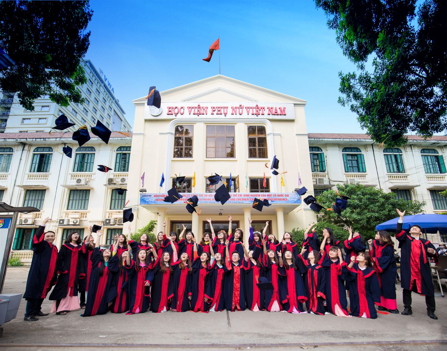 Quận trung tâm Hà Nội có nhiều đại học nhất: Diện tích chưa đến 10km2 nhưng tập trung 15 trường, toàn trường top điểm chuẩn ngưỡng 28- Ảnh 6.
