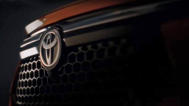 Toyota hé lộ mẫu SUV nhỏ nhất, giá từ 268 triệu đồng- Ảnh 4.