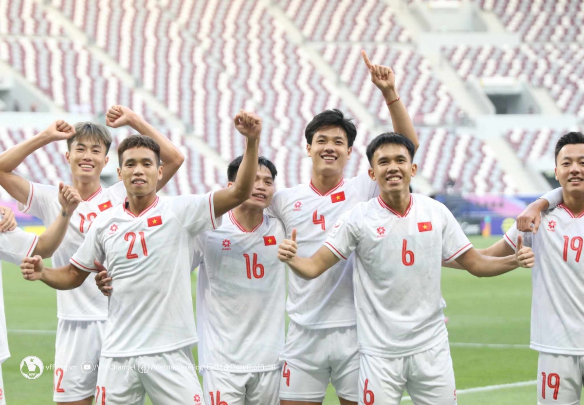 U23 Việt Nam 2-0 U23 Malaysia: Mơ về Olympic giữa hiện thực nhức nhối- Ảnh 2.