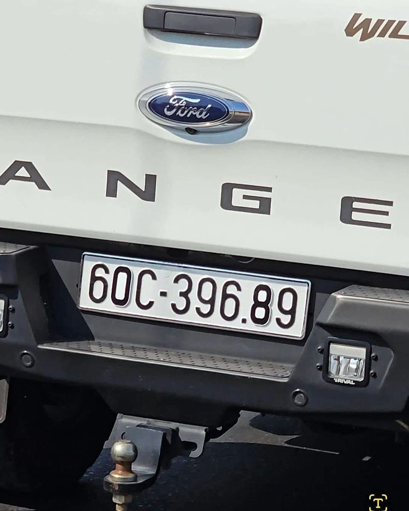 Văn hoá giao thông: Ford Ranger Raptor ngang nhiên dán biển số né phạt nguội- Ảnh 2.