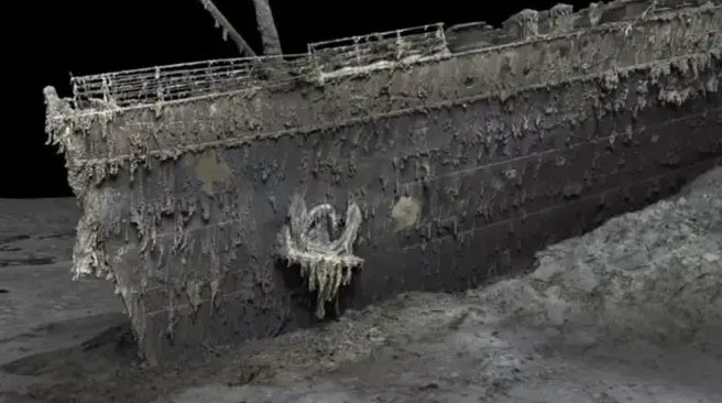 Chiếc vòng gắn răng của loài sinh vật thời tiền sử nằm cạnh xác tàu Titanic: Công nghệ hiện đại được dùng để xác định chủ nhân những báu vật bị chôn vùi cùng siêu tàu huyền thoại- Ảnh 2.