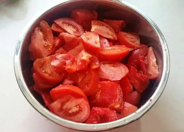 Đầu bếp chỉ thêm vào 1 nguyên liệu khi làm sốt cà chua mà siêu thơm ngon lại không chứa chất phụ gia- Ảnh 2.