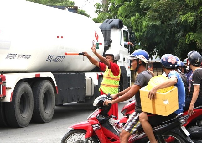 Công an Bình Dương nói gì về phản ánh đội 'phản ứng nhanh' xử lý sự cố giao thông… chậm chạp?- Ảnh 3.