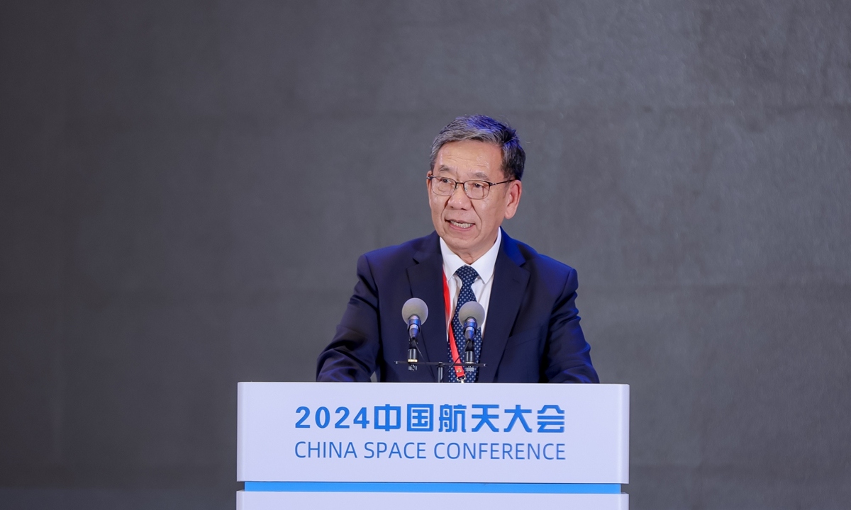 Trung Quốc triển khai 3 sứ mệnh thăm dò Mặt Trăng trong 4 năm tới- Ảnh 1.