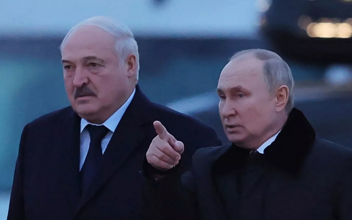 Tổng thống Belarus cảnh báo đáp trả kẻ thù ngay lập tức bằng vũ khí hạt nhân- Ảnh 1.