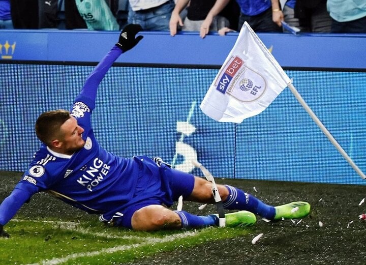 Leicester trở lại Ngoại hạng Anh sau một năm vắng bóng- Ảnh 1.