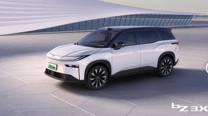 Toyota trình làng bộ đôi xe điện hoàn toàn mới tại Trung Quốc- Ảnh 4.