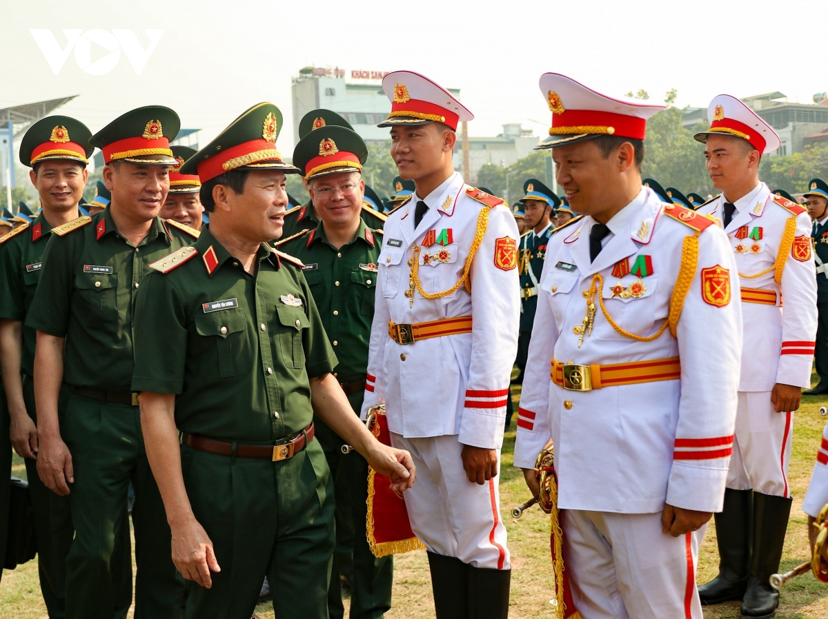 Hợp luyện toàn bộ khối diễu binh, diễu hành kỷ niệm 70 năm Chiến thắng Điện Biên Phủ- Ảnh 11.