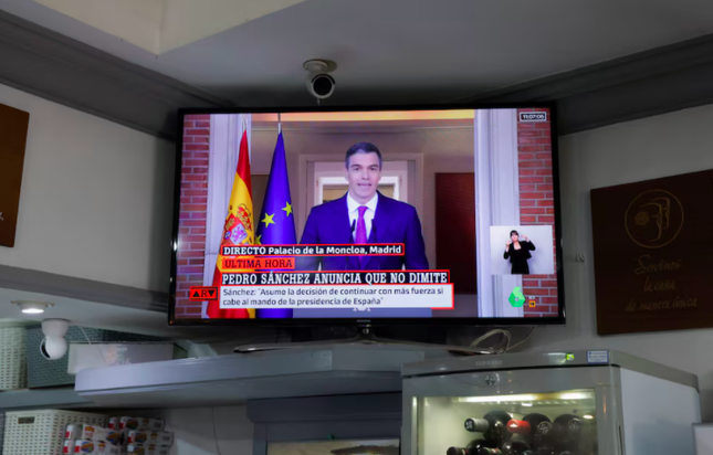 Thủ tướng Tây Ban Nha thôi ý định từ chức vì vợ- Ảnh 1.