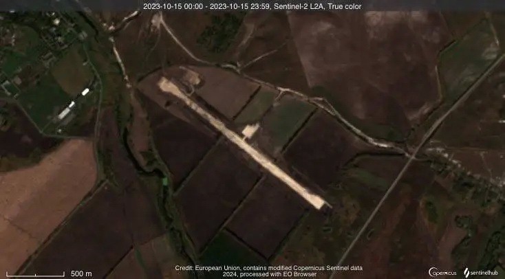 Vệ tinh hé lộ sân bay quân sự mới của Nga ở vùng Belgorod- Ảnh 1.