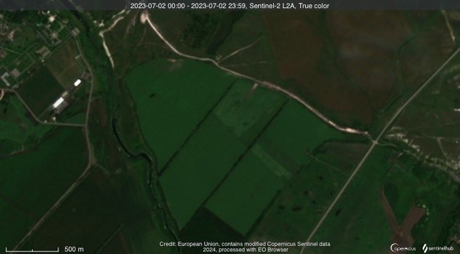 Hình ảnh vệ tinh tiết lộ căn cứ không quân bí mật của Nga, cách Ukraine 70km- Ảnh 1.