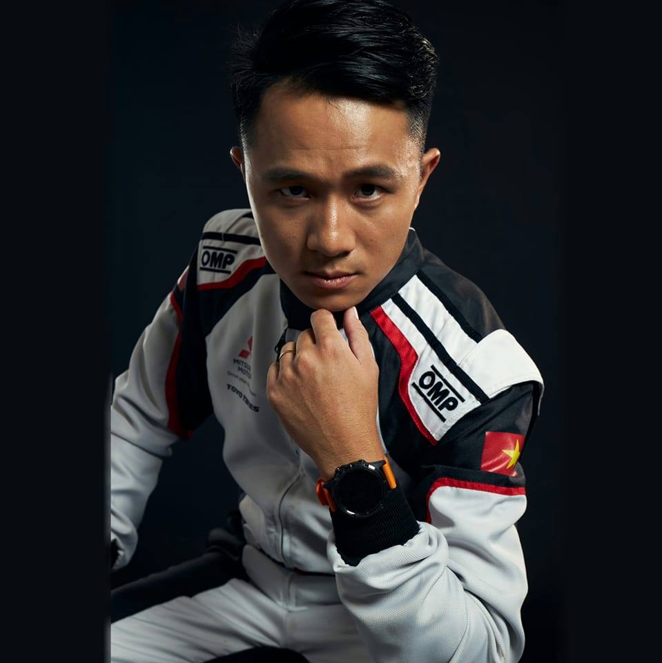 Bớt xem YouTube và quảng cáo lại, tay đua Việt đăng video Ranger vượt suối kèm 5 quy tắc để tránh thủy kích khi lái xe qua đường ngập nước- Ảnh 2.