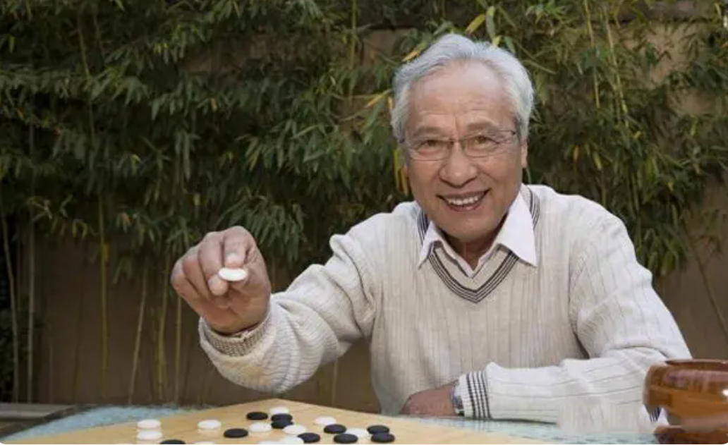 Lương hưu 17 triệu đồng, nhưng khi thông gia hỏi, con dâu chỉ nói tôi có 10 triệu: Hoá ra 1 lời nói dối để tránh đủ chuyện phiền phức- Ảnh 2.