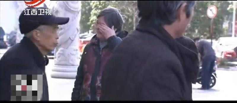 Người phụ nữ gửi 46 tỷ đồng trong ngân hàng, 1 năm sau tới rút thì không còn xu nào: Dính vào cái bẫy “chí mạng” nhiều người mắc- Ảnh 1.