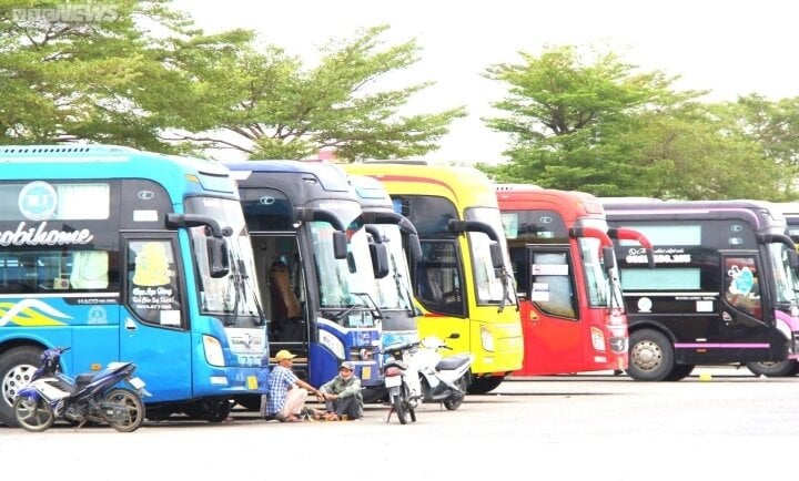 Xe khách chạy quá tốc độ 333 lần trong một tháng ở Lâm Đồng- Ảnh 1. Xe khách chạy quá tốc độ 333 lần trong một tháng ở Lâm Đồng- Ảnh 1.