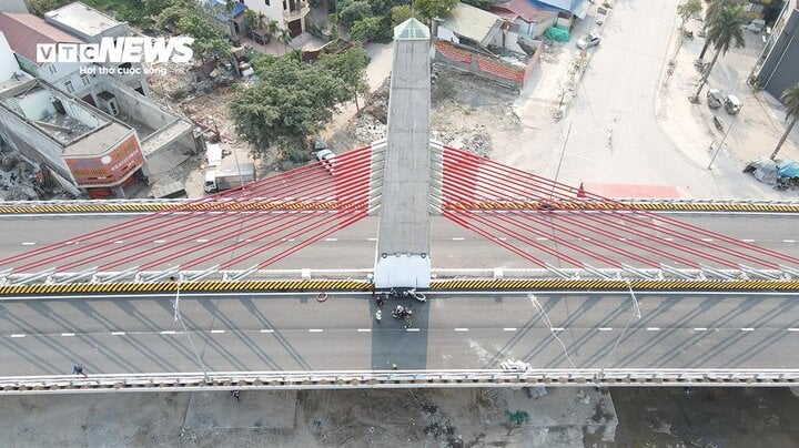 Diện mạo cầu vượt gần 690 tỷ đồng qua 'điểm đen' ùn tắc ở Hải Phòng- Ảnh 1.