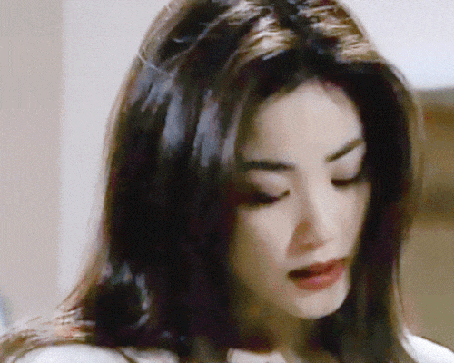 Vương Phi thời trẻ đẹp ra sao mà khiến Tạ Đình Phong si mê, nhan sắc U60 trẻ mãi không già?- Ảnh 9. Vương Phi thời trẻ đẹp ra sao mà khiến Tạ Đình Phong si mê, nhan sắc U60 trẻ mãi không già?- Ảnh 9.