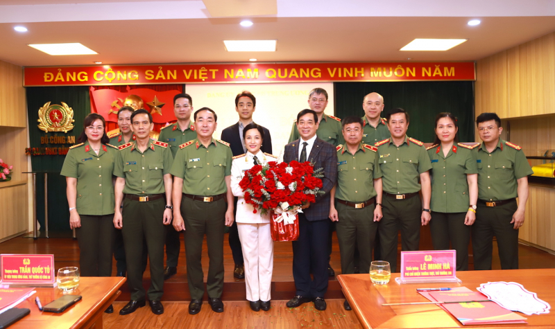 Ban B&iacute; thư chuẩn y nữ Đại t&aacute; l&agrave;m Ph&oacute; Chủ nhiệm UBKT Đảng ủy C&ocirc;ng an Trung ương- Ảnh 6.