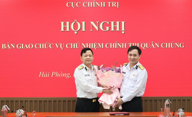 Quân ủy Trung ương - Bộ Quốc phòng bổ nhiệm Đại tá Vũ Anh Tuấn làm Chủ nhiệm Chính trị Hải quân- Ảnh 1.