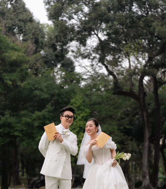 HOT: Ca sĩ TiTi (HKT) kết hôn vào tháng 4, sắc vóc gợi cảm của cô dâu gây ấn tượng- Ảnh 10.