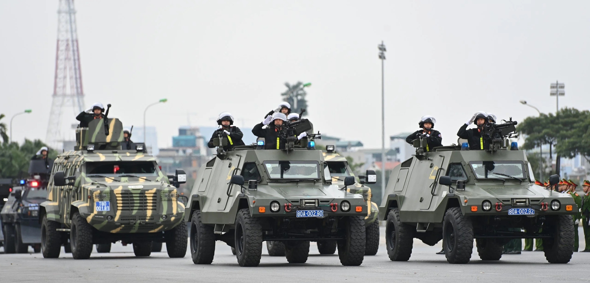 Hơn 5.000 CBCS cùng 100 xe đặc chủng hiện đại tham gia diễu binh Kỷ niệm 50 năm Cảnh sát cơ động- Ảnh 2.