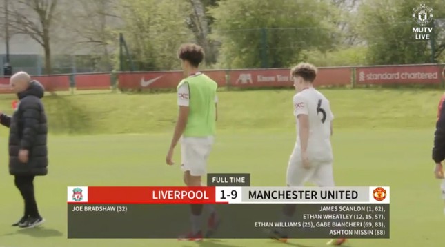 'Thần đồng' gốc Malaysia ghi hat-trick, đội trẻ MU thắng Liverpool 9-1- Ảnh 2.