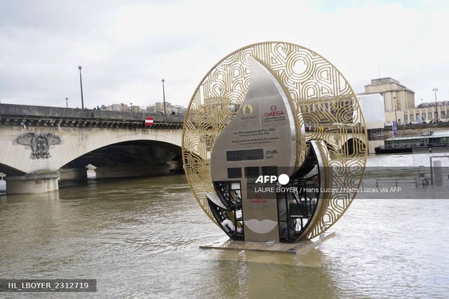 Di dời đồng hồ đếm ngược Olympic Paris vì nguy cơ ngập bờ sông Seine- Ảnh 2.