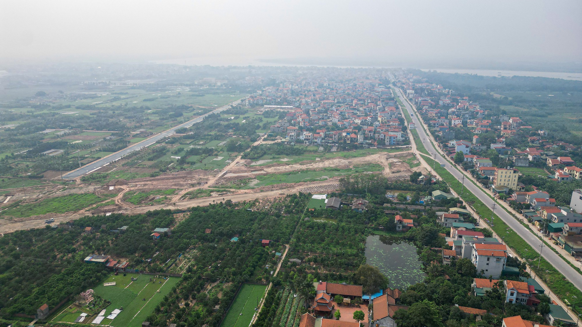 Toàn cảnh vị trí xây dựng cầu Hồng Hà vượt sông Hồng trị giá gần 10.000 tỉ đồng- Ảnh 1.