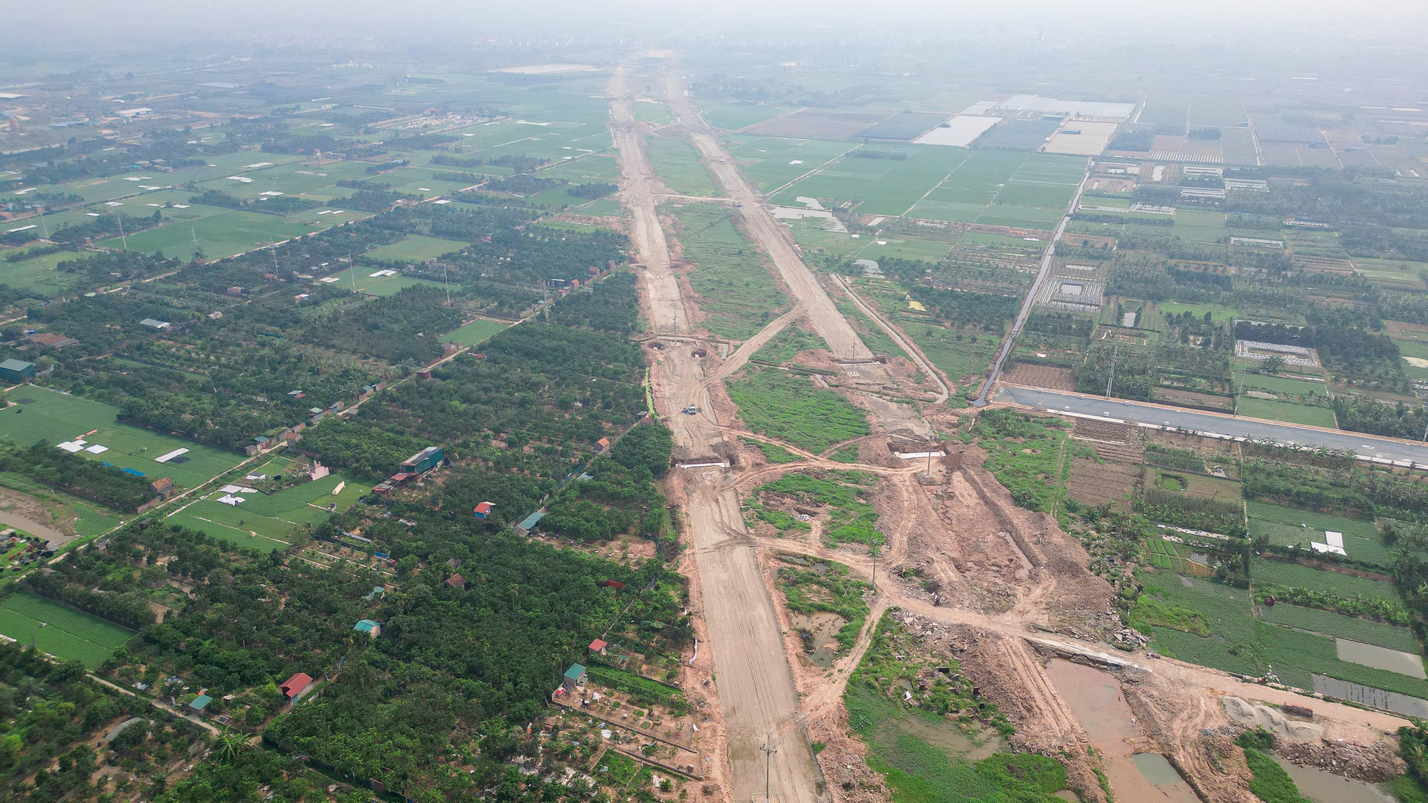 Toàn cảnh vị trí xây dựng cầu Hồng Hà vượt sông Hồng trị giá gần 10.000 tỉ đồng- Ảnh 10.