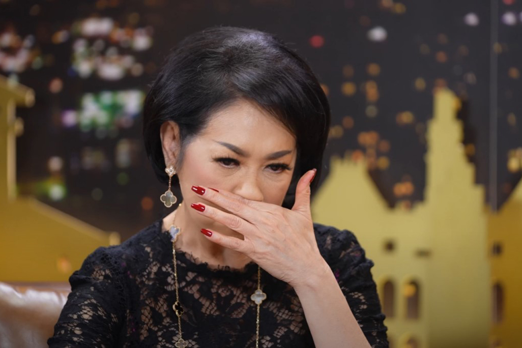 Nữ ca sĩ đông con nhất showbiz Việt, có 9 người con, tuổi U70 vẫn trẻ đẹp, sang chảnh khó tin- Ảnh 5.
