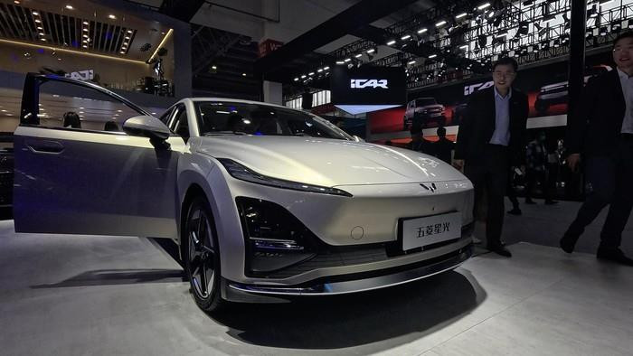 Ra mắt mẫu sedan cực ‘xịn’ giá 384 triệu đồng: Thiết kế ngang Camry, sẵn sàng thay thế Hyundai Grand i10?- Ảnh 2.