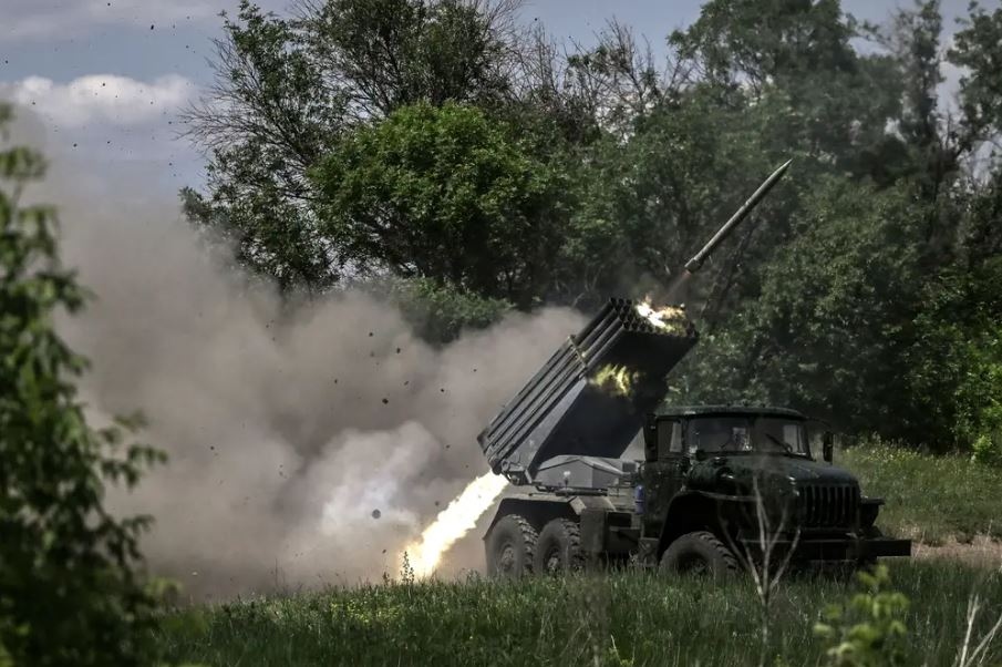 Số phận vũ khí Mỹ trên chiến trường Ukraine khi Nga tìm ra cách đối phó- Ảnh 1.