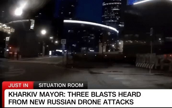 Ukraine phát động tấn công thủ đô Moscow: Nga kích hoạt tên lửa phòng không, điều động cứu hộ khẩn cấp