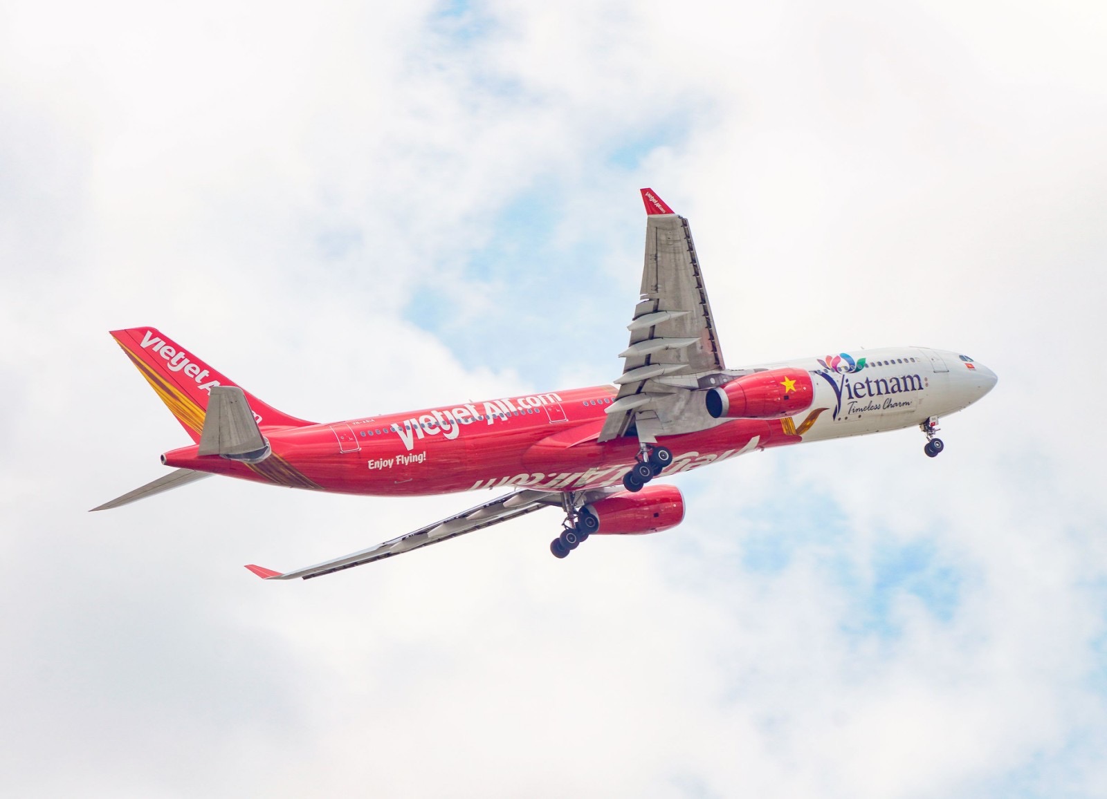 Cùng Vietjet bay khắp thế giới - làm mới chính mình đón hè rực rỡ- Ảnh 3.