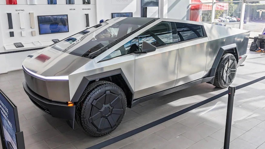 Rộ tin Tesla Cybertruck 2024 sẽ về Việt Nam thời gian tới- Ảnh 4.