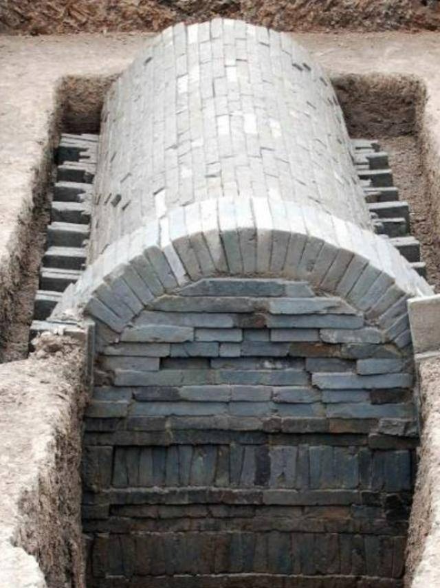 Một loạt 'thuốc trường sinh bất tử' được khai quật trong mộ cổ, các chuyên gia đã mang chúng về để thử nghiệm và bị sốc trước kết quả!- Ảnh 1.