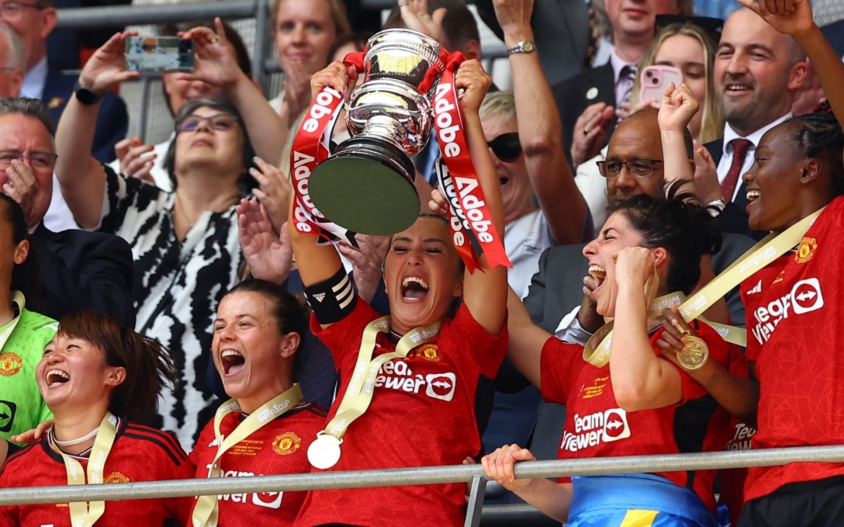 Đội nữ MU vô địch FA Cup trong ngày đội nam MU thua Arsenal- Ảnh 2.